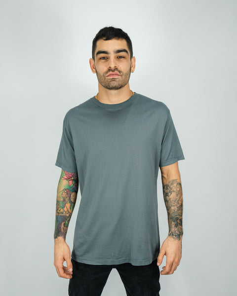 Camiseta Premium Pima - Cinza Aço