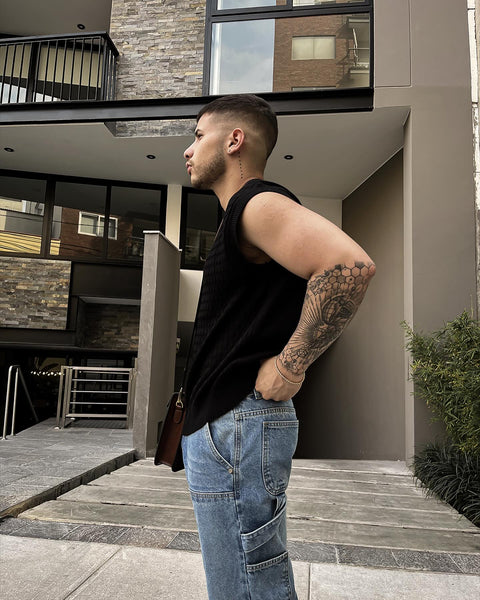 V Neck Knitted Vest - Black