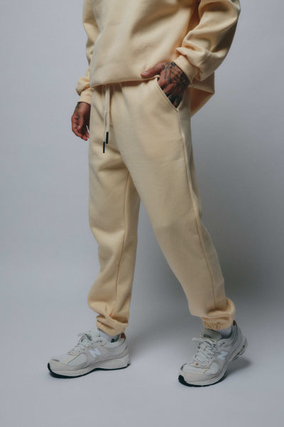 Essential Sweatpant 2023 - Crema