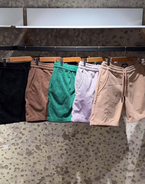 Comfort Chino Short - Green (Unisex Mold)