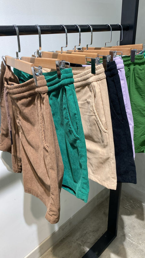 Comfort Chino Short - Green (Unisex Mold)