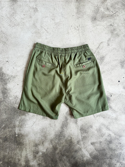 Comfort Chino Short - Green (Unisex Mold)